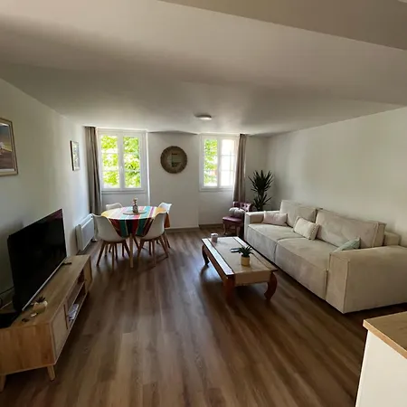 T3 Apartment Cambo-les-Bains